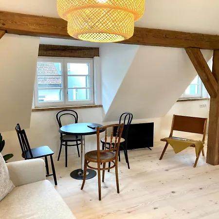 شقة Kleines Stadthaus *