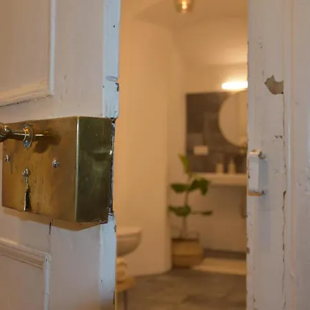 Kleines Stadthaus ايسني ام الغو