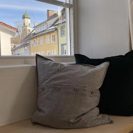 Kleines Stadthaus 아파트 이스니임알가우